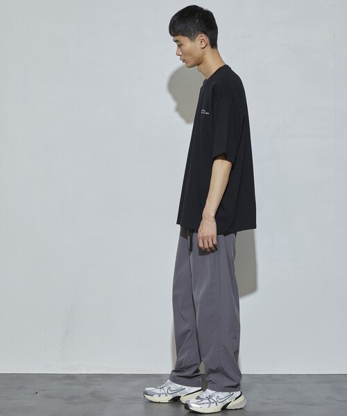 5525Gallery（ゴーゴーニーゴーギャラリー）の「SHIRT FIRSTHAND by 5525gallery/シャツファーストハンド バイ 5525ギャラリー SHFH SHELL SLACKS PANT / ウェービングベルトシェルスラックス（スラックス・メンズ・キャメル/ブラック/グレー・LARGE/MEDIUM）」の8枚目の写真