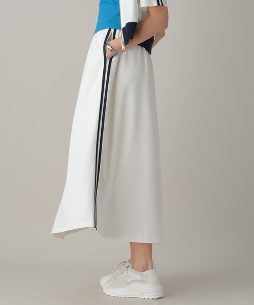 FOREVER 21(フォーエバー トゥエンティーワン)の「【2024SS】ラインジャージフレアスカート(スカート・レディース・ブラック/オフホワイト/ライトブラウン・FREE)」の18枚目の写真