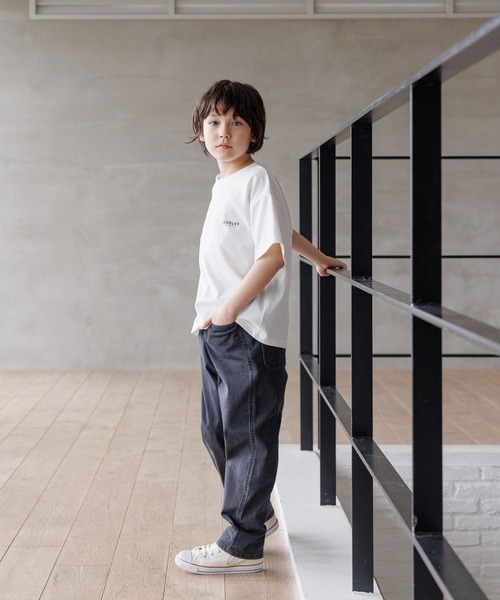 GLOBAL WORK(グローバルワーク)の「COOLデニムワイドテーパード/995595(デニムパンツ・キッズ・ブラック/ライトブルー・120cm/130cm/140cm/150cm/160cm/170cm)」の4枚目の写真