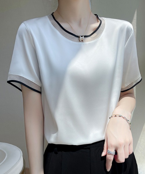 deux amour（ドゥーザムール）の「袖シースルーライン配色プルオーバー（Tシャツ/カットソー・レディース・ホワイト/ブラック/アイボリー・FREE）」の2枚目の写真