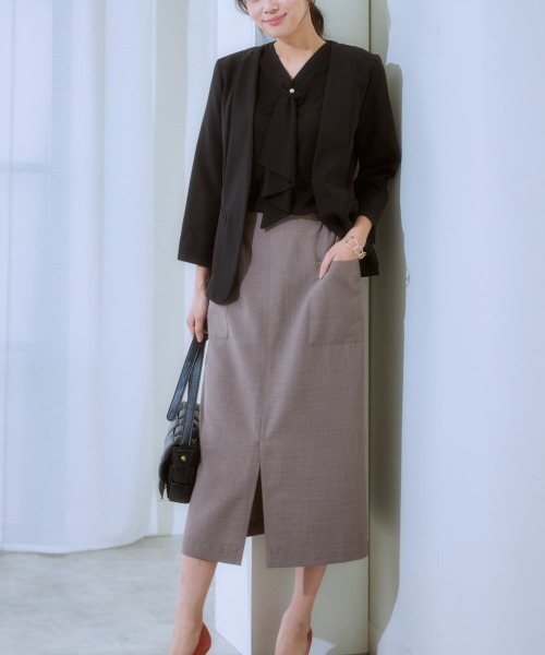 7days Life Styling（セブンデイズライフスタイリング）の「ブラウス見えシルケットポンチフリルタイＶネック５分袖トップス（Tシャツ/カットソー・レディース・ミント/グレイッシュベージュ/ブラック/オフホワイト・S/M/L/LL）」の21枚目の写真