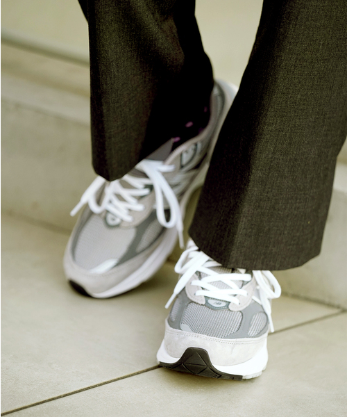 NEW BALANCE(ニューバランス)の「【New Balance / ニューバランス】Made in USA 990 v6 GL6(スニーカー・メンズ・チャコールグレー・25cm/25.5cm/26cm/26.5cm/27cm/27.5cm/28cm/28.5cm/29cm)」の5枚目の写真