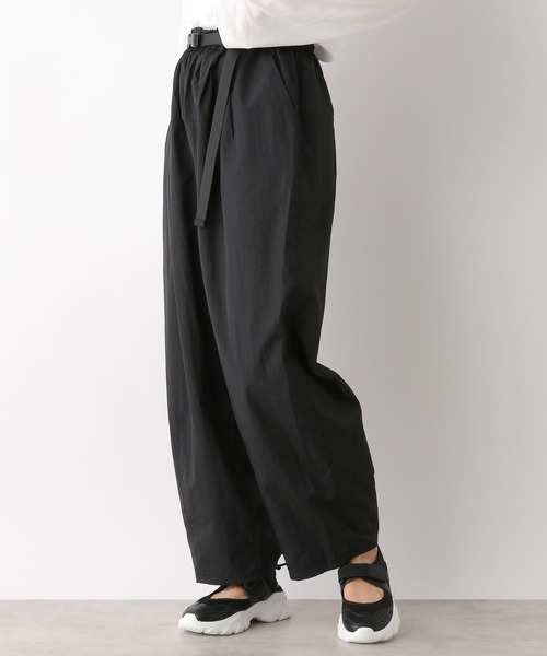 LEPSIM（レプシィム）の「ベルトナイロンパンツ　992102（その他パンツ・レディース・ライトグレー/ブラック/オフホワイト・FREE）」の6枚目の写真