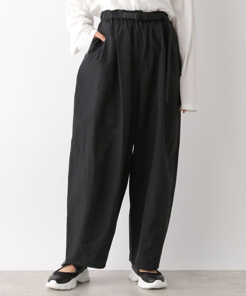 LEPSIM（レプシィム）の「ベルトナイロンパンツ　992102（その他パンツ・レディース・ライトグレー/ブラック/オフホワイト・FREE）」の7枚目の写真