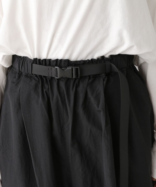 LEPSIM（レプシィム）の「ベルトナイロンパンツ　992102（その他パンツ・レディース・ライトグレー/ブラック/オフホワイト・FREE）」の20枚目の写真