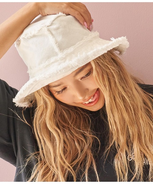 anap mimpi（アナップミンピ）の「リバーシブル キャンバス フリンジ バケットハット（ハット・レディース・ブラック/カーキ/ホワイト・FREE）」の7枚目の写真