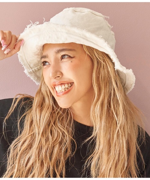 anap mimpi（アナップミンピ）の「リバーシブル キャンバス フリンジ バケットハット（ハット・レディース・ブラック/カーキ/ホワイト・FREE）」の20枚目の写真