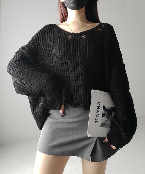 me+em select(ミームセレクト)の「※※【 3color 】Vネック透かし編みダメージルーズニット(ニット/セーター・レディース・ホワイト/ブラック/グレー・FREE)」の5枚目の写真