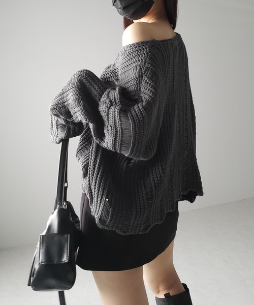 me+em select(ミームセレクト)の「※※【 3color 】Vネック透かし編みダメージルーズニット(ニット/セーター・レディース・ホワイト/ブラック/グレー・FREE)」の17枚目の写真