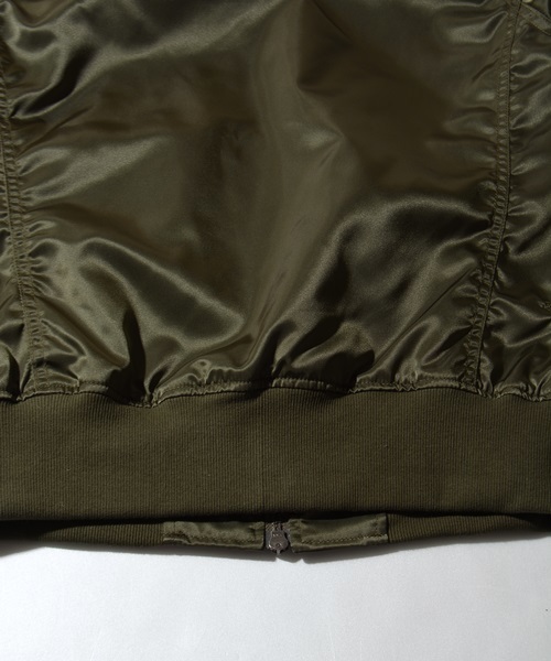 SHIPS JET BLUE（シップスジェットブルー）の「SHIPS JET BLUE (シップス ジェットブルー): ライトウェイト MA-1 フライトジャケット■（ミリタリージャケット・メンズ・ネイビー/オリーブ/ブラック・LARGE/MEDIUM/SMALL）」の7枚目の写真