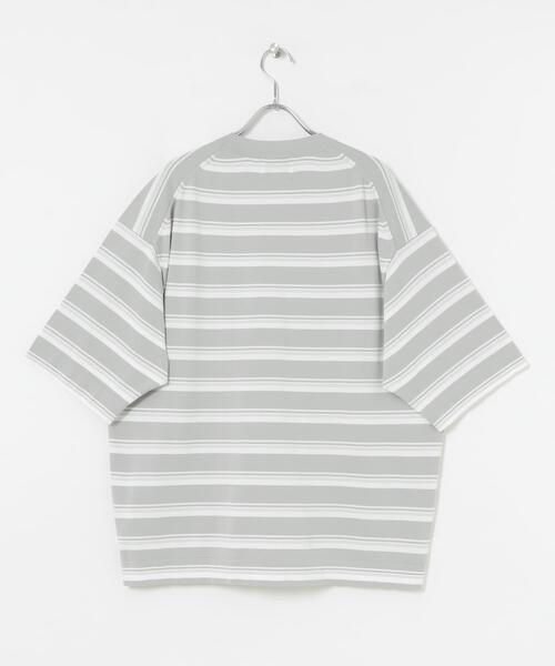 URBAN RESEARCH(アーバンリサーチ)の「16GマルチボーダーニットTシャツ(Tシャツ/カットソー・メンズ・ブラック/ライトグレー・MEDIUM/LARGE)」の5枚目の写真