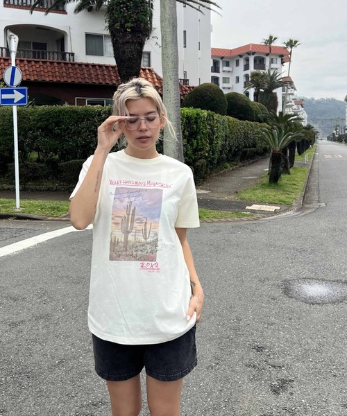 ROXY（ロキシー）の「CARIBBEAN SEA/ロキシーフォトプリント半袖Tシャツ（Tシャツ/カットソー・レディース・ブラック/ホワイト/グリーン・LARGE/MEDIUM/SMALL）」の7枚目の写真