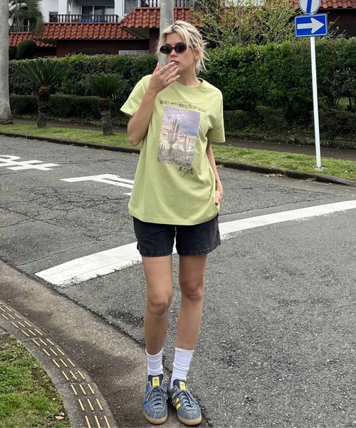 ROXY（ロキシー）の「CARIBBEAN SEA/ロキシーフォトプリント半袖Tシャツ（Tシャツ/カットソー・レディース・ブラック/ホワイト/グリーン・LARGE/MEDIUM/SMALL）」の21枚目の写真