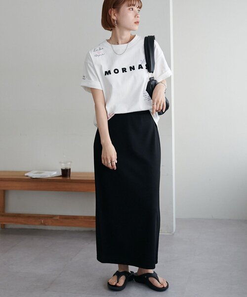 DISCOAT(ディスコート)の「【WEB限定】総柄刺繍ロゴTシャツ《ユニセックス》(Tシャツ/カットソー・レディース・ピンク/オフホワイト/チャコールグレー/ネイビー・SMALL/FREE)」の8枚目の写真