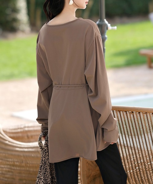 TeddyShop（テディショップ）の「【UVカット率 99%以上】レディース水着 長袖ラッシュガード+スリットロングパンツ 2点セット（ラッシュガード・レディース・ブラック/マスタード/ブルー/ブラウン/クリーム/ベージュ・M/L）」の15枚目の写真