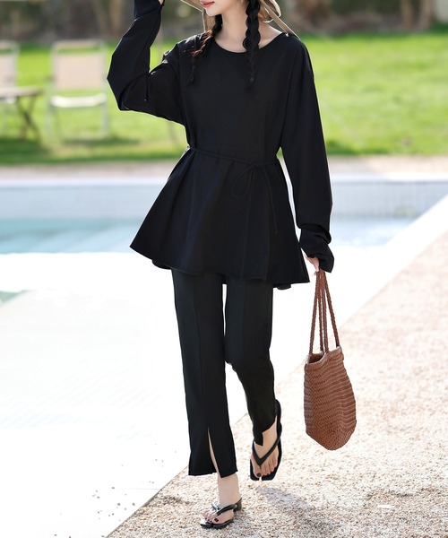 TeddyShop（テディショップ）の「【UVカット率 99%以上】レディース水着 長袖ラッシュガード+スリットロングパンツ 2点セット（ラッシュガード・レディース・ブラック/マスタード/ブルー/ブラウン/クリーム/ベージュ・M/L）」の9枚目の写真