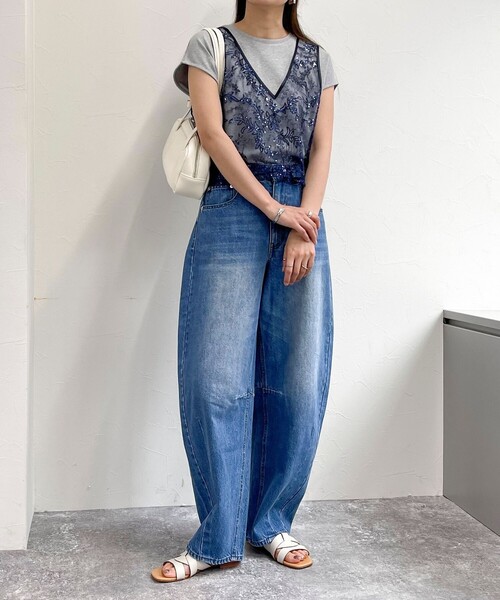 fredy emue（フレディエミュ）の「キラキラ2WAYベスト（ベスト・レディース・シルバー/ネイビー・38）」の13枚目の写真