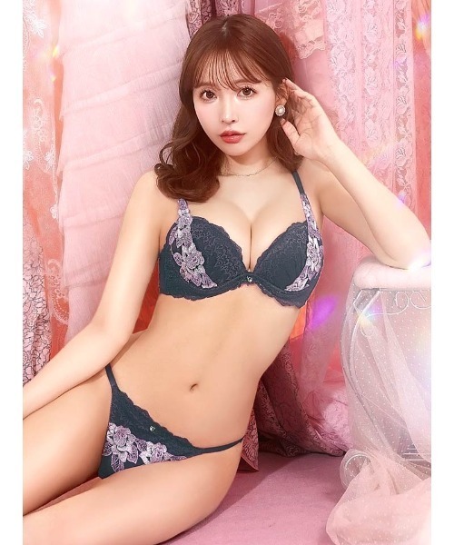 セール】3点セット レーシィ オリエンタル ローズ 育乳 脇高