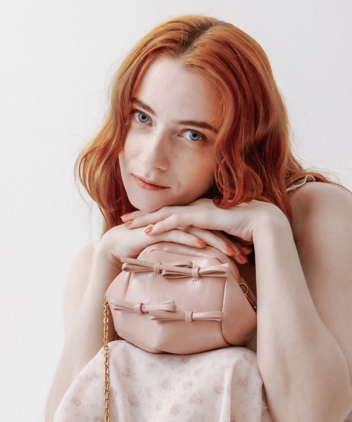 デイシー ショルダー クラッチ バッグ デイシー ショルダー クラッチ バッグ