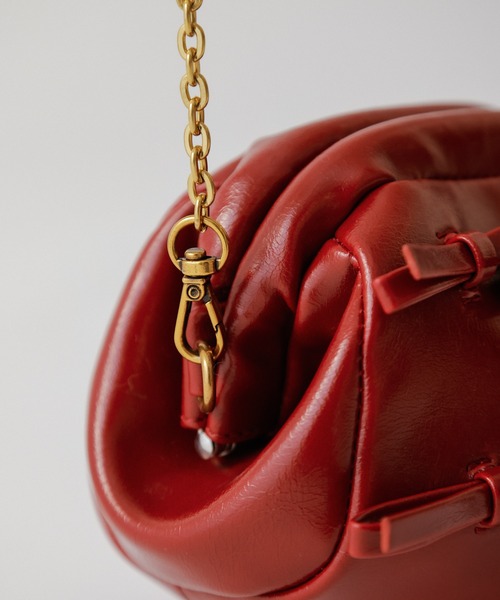 DEICY（デイシー）の「ミニリボンフレームクラッチチェーンバッグ（ショルダーバッグ・レディース・レッド/ピンク/ブラック・FREE）」の6枚目の写真