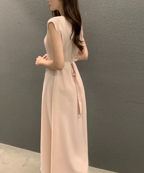 ROOPTOKYO（ループトウキョウ）の「ドレープワンピース（ワンピース・レディース・ブラック/ブルー/ホワイト・FREE）」の19枚目の写真