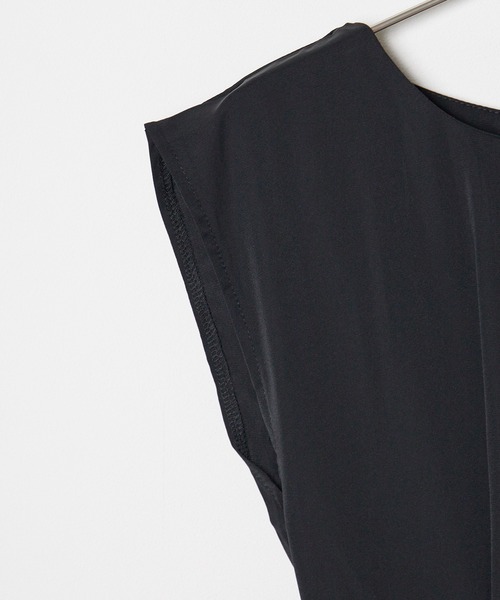 ROOPTOKYO（ループトウキョウ）の「ドレープワンピース（ワンピース・レディース・ブラック/ブルー/ホワイト・FREE）」の6枚目の写真