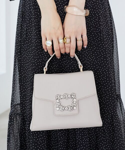 MAJESTIC LEGON（マジェスティックレゴン）の「ビジューバックルバッグ（ショルダーバッグ・レディース・グレイッシュベージュ/ブラック/ベージュ系その他2・FREE）」の8枚目の写真