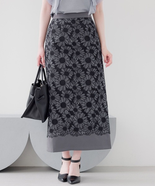 Andemiu（アンデミュウ）の「レースキリカエＩラインスカート136085（スカート・レディース・ベージュ/オレンジ/チャコールグレー・SMALL/MEDIUM）」の2枚目の写真