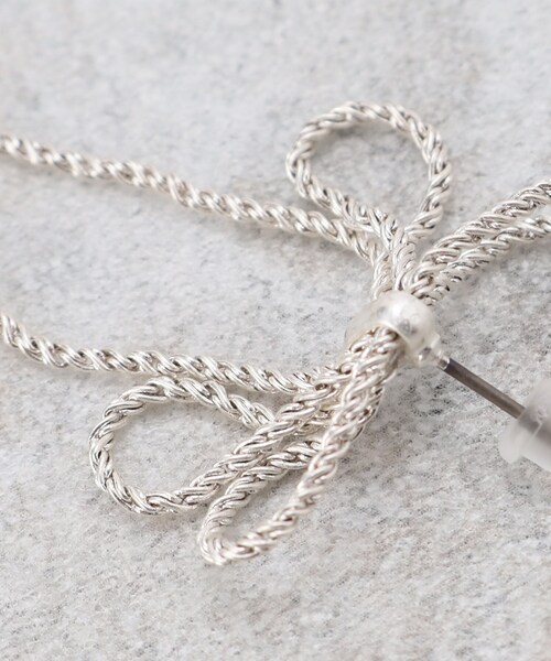 SHOO・LA・RUE（シューラルー）の「◆たれリボンピアス（ピアス（両耳用）・レディース・シルバー/ゴールド/シルバー系その他・00）」の7枚目の写真