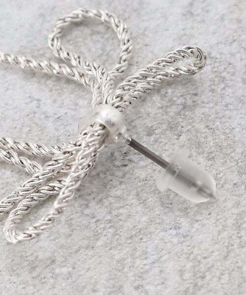 SHOO・LA・RUE（シューラルー）の「◆たれリボンピアス（ピアス（両耳用）・レディース・シルバー/ゴールド/シルバー系その他・00）」の6枚目の写真