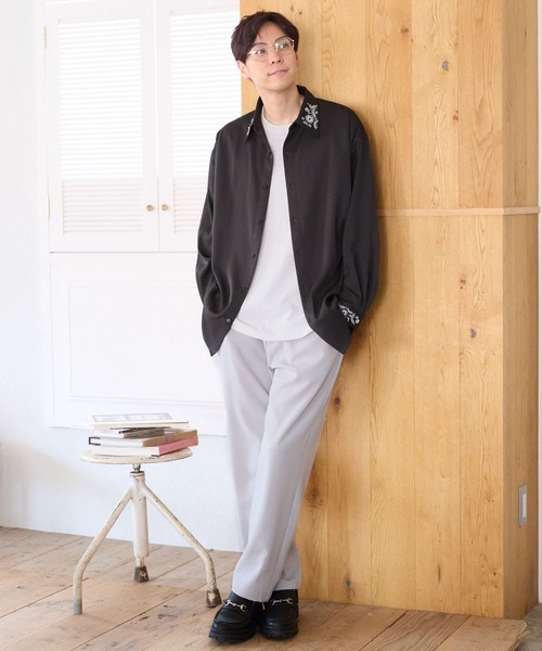 LAKOLE（ラコレ）の「襟カフス刺繍長袖シャツ / 139954（シャツ/ブラウス・メンズ・ブラック/ホワイト/グリーン・MEDIUM/LARGE/X-LARGE）」の6枚目の写真