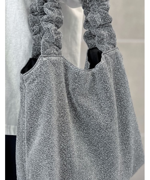 Re:EDIT(リエディ)の「ラメフリルハンドバッグ(ハンドバッグ・レディース・ブラック系その他/ブラック・FREE)」の7枚目の写真