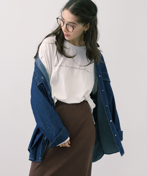 saloon(サルーン)の「SALOON(サルーン)/ロゴベーシックロンT【洗濯機洗い可】長袖(Tシャツ/カットソー・レディース・ブラック/ベージュ/オフホワイト/カーキ・FREE)」の9枚目の写真