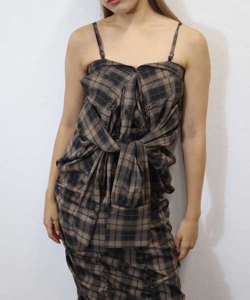 ROGER AND RAW（ロジャーアンドロウ）の「2wayチェック柄ショートシャツ（シャツ/ブラウス・レディース・ブラック/グリーン/ブラウン・FREE）」の3枚目の写真