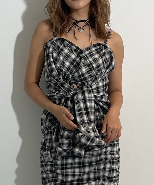 ROGER AND RAW（ロジャーアンドロウ）の「2wayチェック柄ショートシャツ（シャツ/ブラウス・レディース・ブラック/グリーン/ブラウン・FREE）」の4枚目の写真