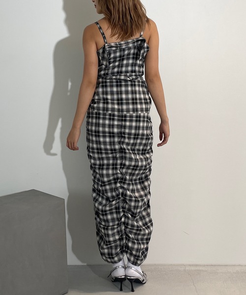 ROGER AND RAW（ロジャーアンドロウ）の「2wayチェック柄ショートシャツ（シャツ/ブラウス・レディース・ブラック/グリーン/ブラウン・FREE）」の9枚目の写真