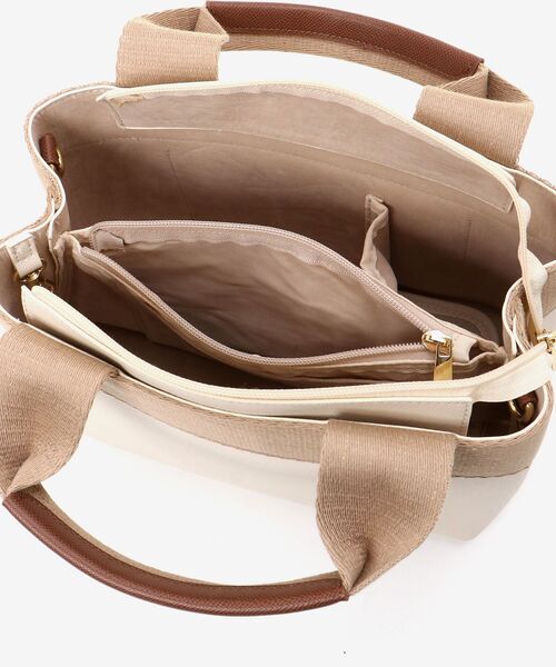 le.coeur blanc（ルクールブラン）の「PUパーテーショントート（トートバッグ・レディース・アイボリー/ブラック/グレー・FREE）」の14枚目の写真