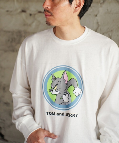 Tom&Jerry(トムアンドジェリー)の「(DV)【トムとジェリー】【ユニセックス】プリント 長袖 Tシャツ(Tシャツ/カットソー・メンズ・ベージュ/ホワイト系2/ホワイト系1/ダークグリーン/ネイビー/チャコールグレー/オレンジ/ブラック・X-LARGE/MEDIUM/LARGE)」の3枚目の写真