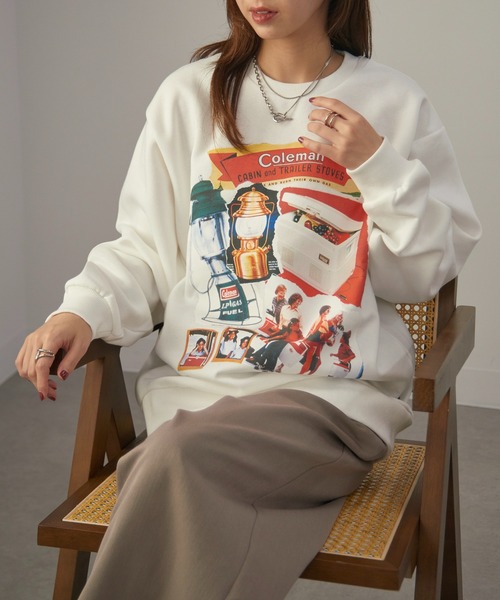 COLEMAN（コールマン）の「【Coleman】バックフリース ヴィンテージグラフィックトレーナー /メンズ、ウィメンズで着れるサイズ展開！ Vintage print buck fleece crew neck sweat（スウェット・レディース・グリーン/ホワイト/ブラック/ネイビー・M/L/XL/XS/S）」の16枚目の写真