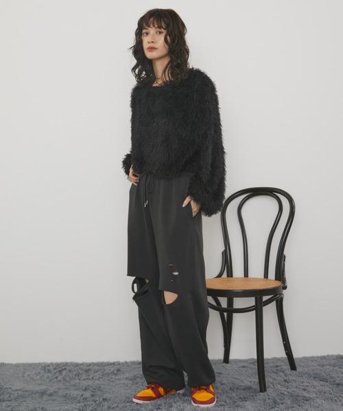 MERLOT(メルロー)の「ダメージワイドスウェットパンツ(スウェットパンツ・レディース・ブラック/グレー/アイボリー・FREE)」の21枚目の写真