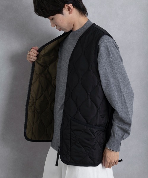 TAION(タイオン)の「【TAION】MILITARY W-ZIP V NECK DOWN JKT TAION-101ZML-1(ダウンベスト・メンズ・ブラック/ダークオリーブ/ダークグリーン・M/L/XL)」の4枚目の写真