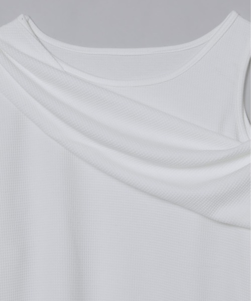 Olu.(オルドット)の「ショルダーカットワッフルトップス(Tシャツ/カットソー・レディース・ブラック/ホワイト・FREE)」の11枚目の写真