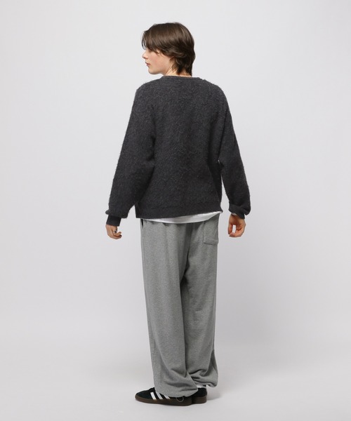 ALAND（エーランド）の「【UNISEX】ALAND／Aワッペン Vネックニット（ニット/セーター・レディース・アイボリー/ピンク/チャコール・MEDIUM/LARGE）」の14枚目の写真