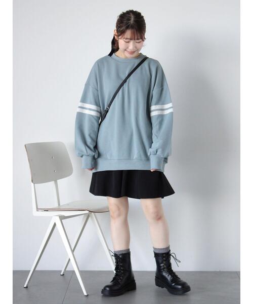 ehka sopo（エヘカソポ）の「◎プレート付袖レーススウェット（Tシャツ/カットソー・レディース・グレー/サックスブルー/ネイビー・F）」の20枚目の写真