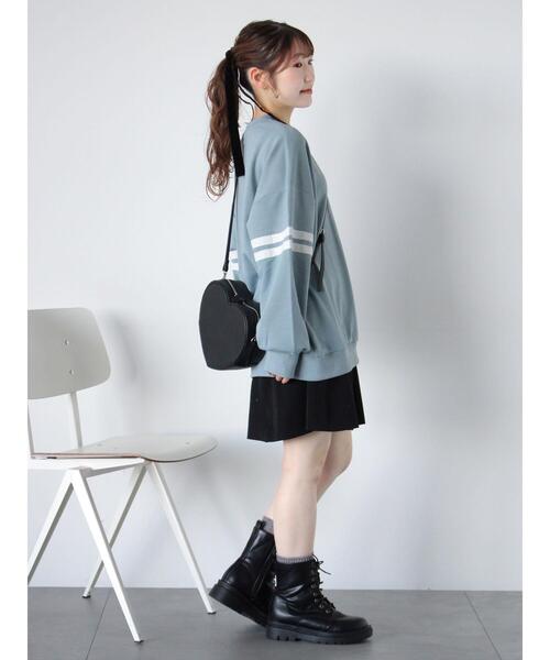 ehka sopo（エヘカソポ）の「◎プレート付袖レーススウェット（Tシャツ/カットソー・レディース・グレー/サックスブルー/ネイビー・F）」の22枚目の写真