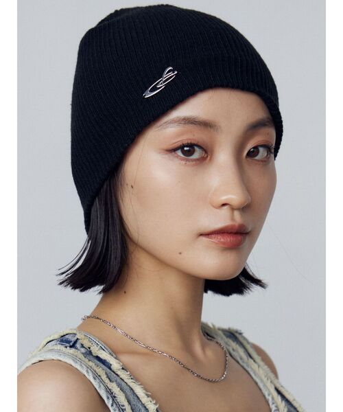 EMODA（エモダ）の「スペイシーEプレートビーニー（ニットキャップ/ビーニー・レディース・ブラック/グレー・FREE）」の3枚目の写真