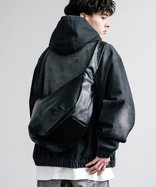 PUレザー ビッグショルダーバッグ（ショルダーバッグ）｜Rocky Monroe