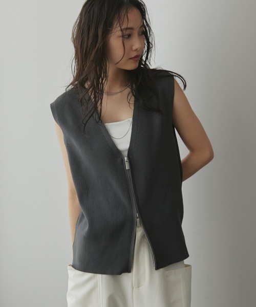 セール】ZIPリブニットベスト【オールシーズン着用可能！】（ベスト