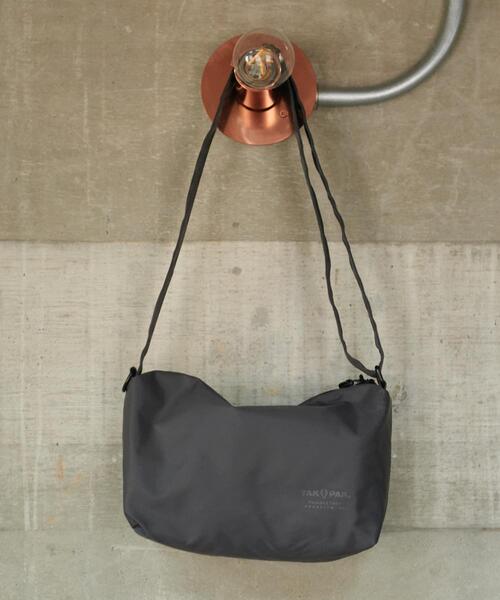 YAKPAK（ヤックパック）の「『撥水』『別注』YAKPAK×DOORS　SHOULDER BAG S（ショルダーバッグ・メンズ・ネイビー/チャコールグレー/ブラック/ベージュ・-）」の16枚目の写真