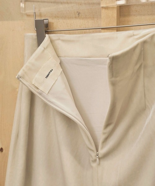 TODAYFUL(トゥデイフル)の「TODAYFUL Pencil Velour Skirt ペンシルベロアスカート/12520805(スカート・レディース・ブラック・38/36)」の7枚目の写真